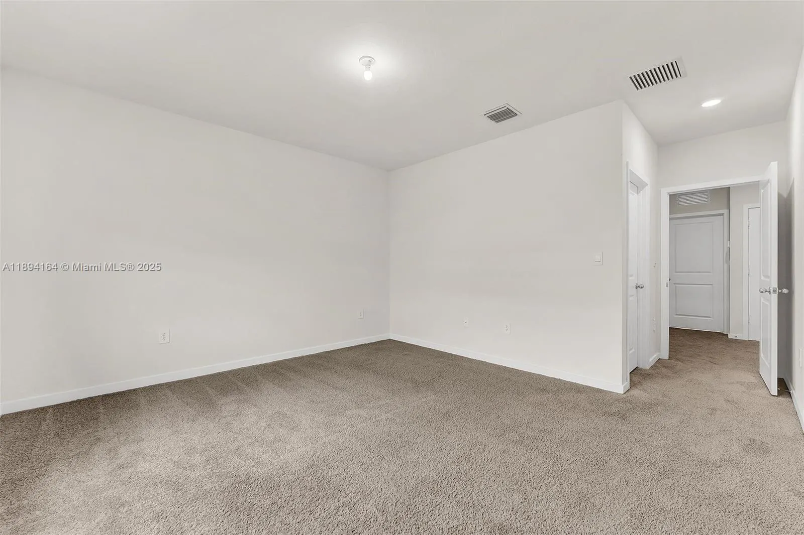 450 NE 13th St