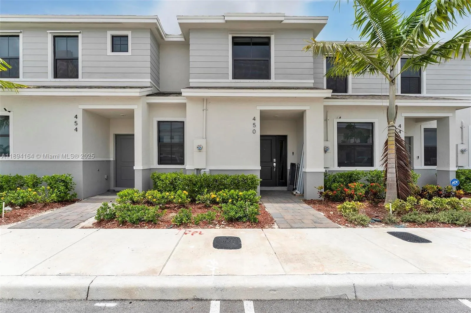 450 NE 13th St