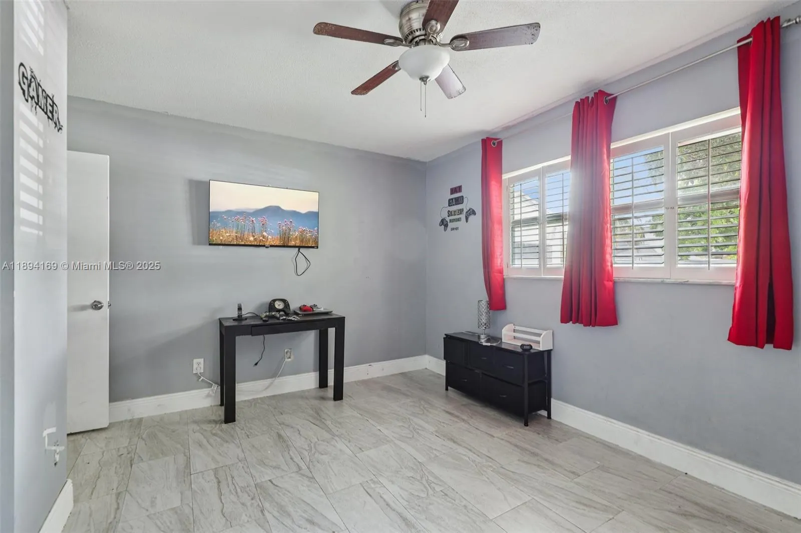 9360 NW 33rd Mnr