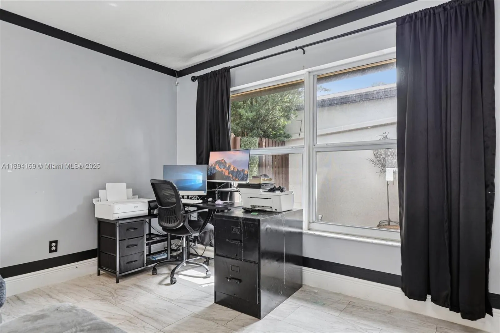 9360 NW 33rd Mnr