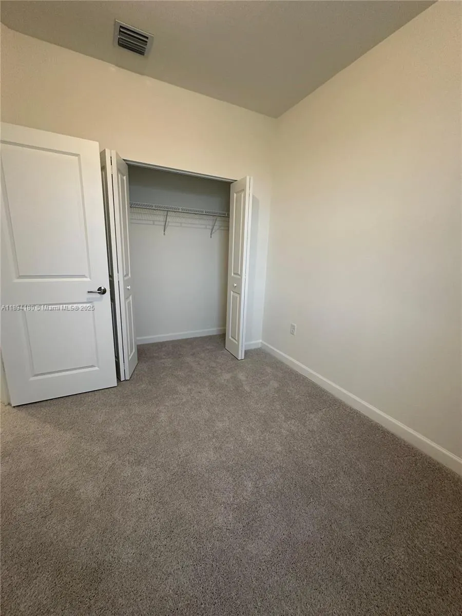2546 SE 27th Dr, #2546