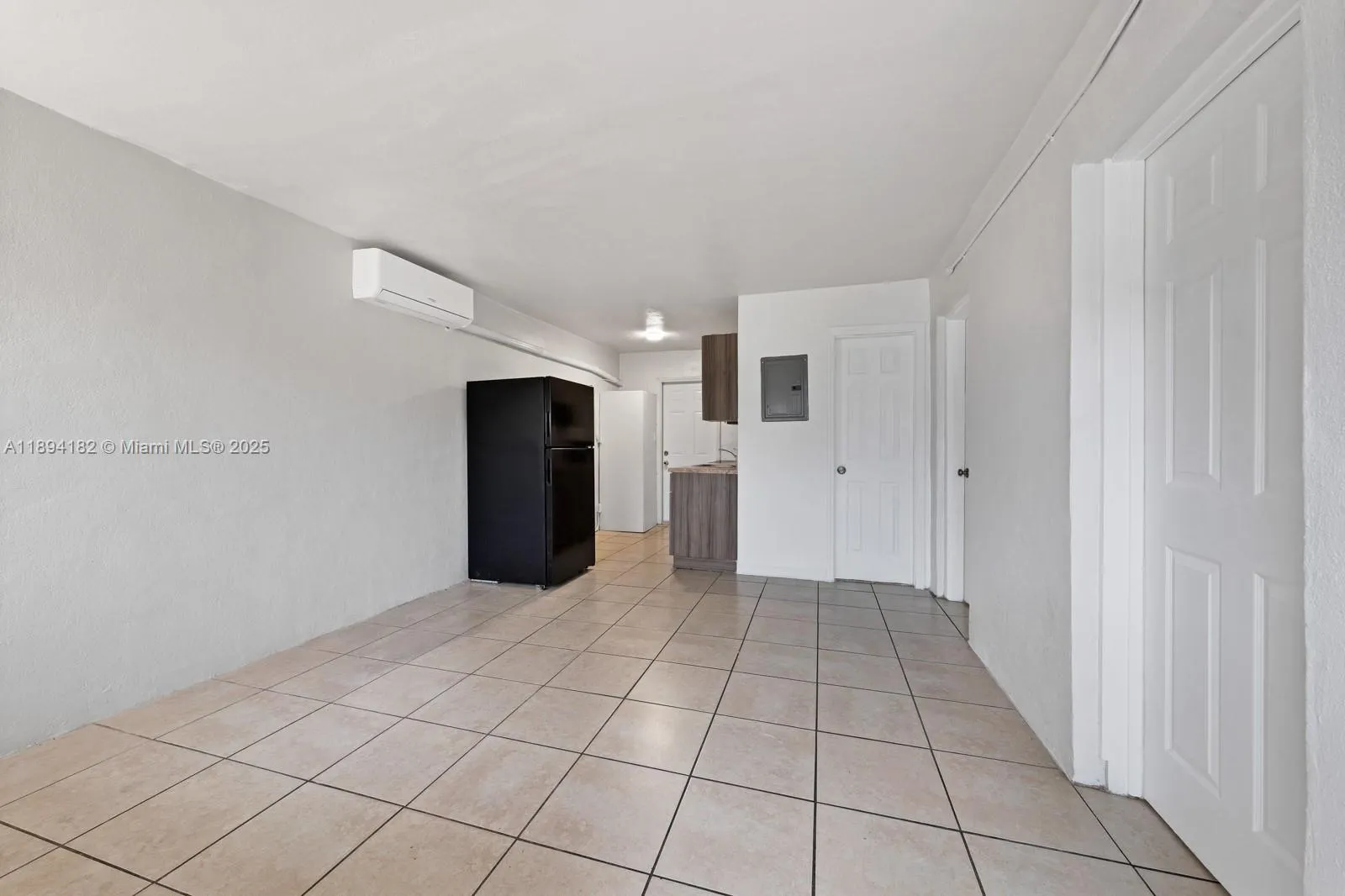 1210 NW 2nd St, #4
