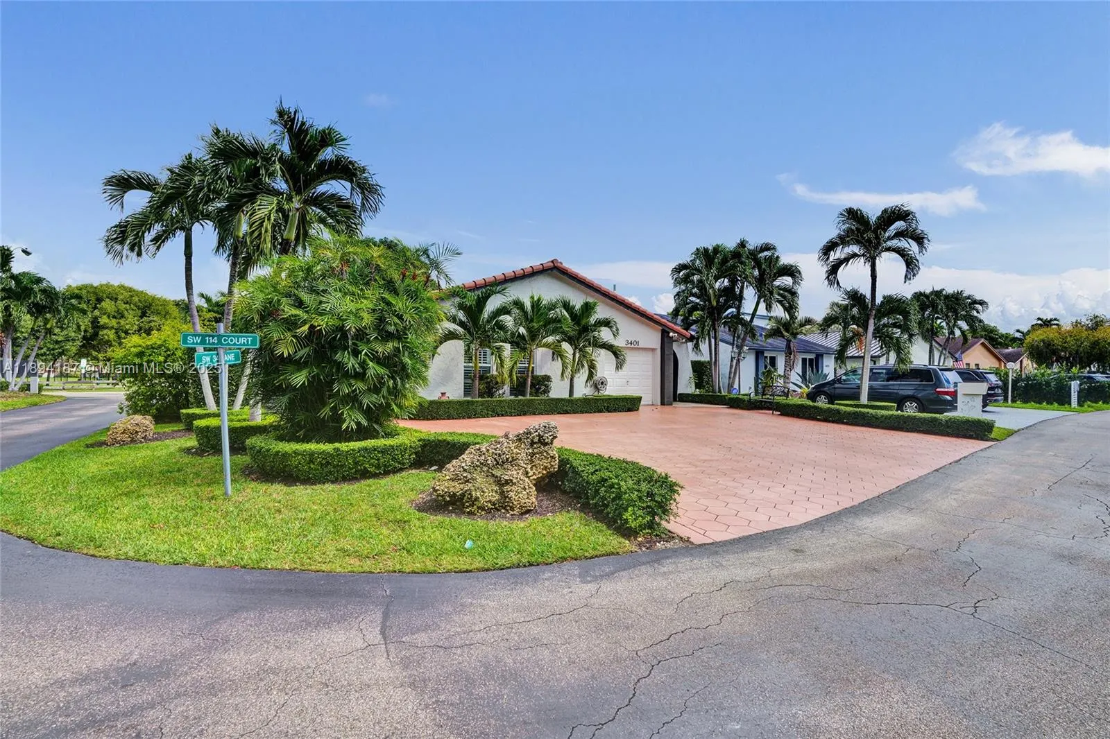 3401 SW 114th Ct