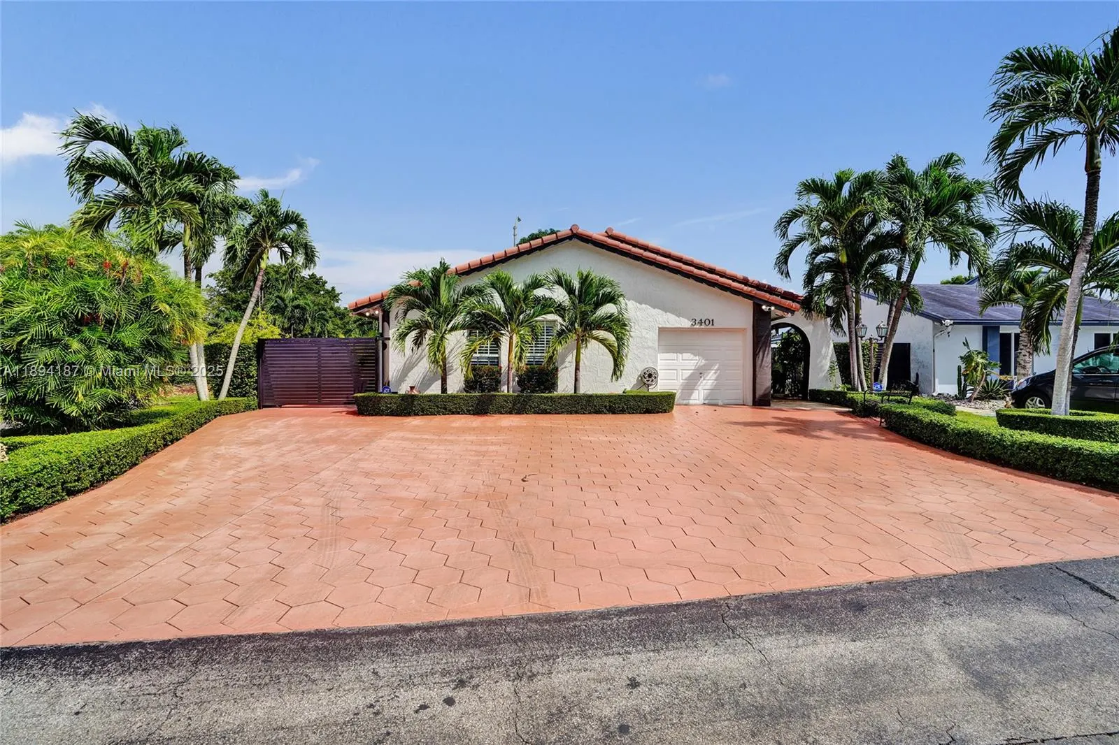 3401 SW 114th Ct