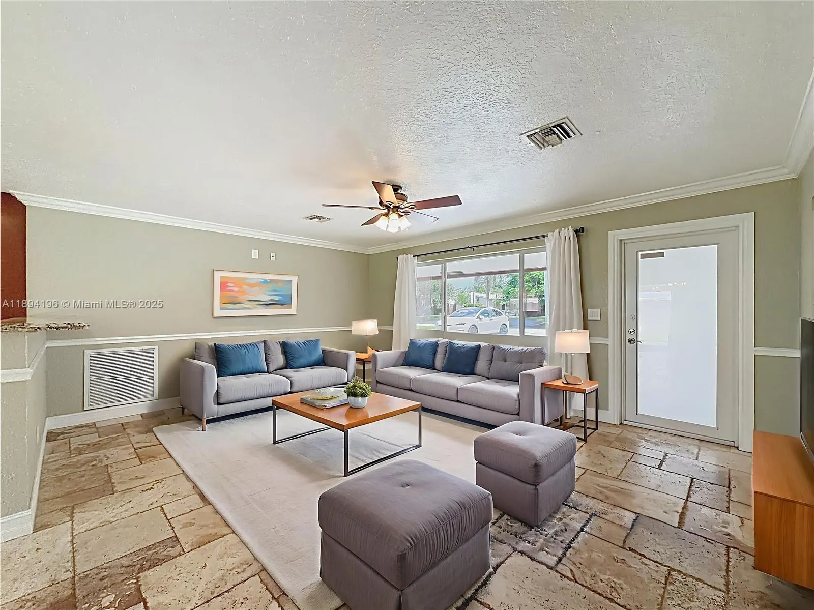 5511 NE 18th Ter