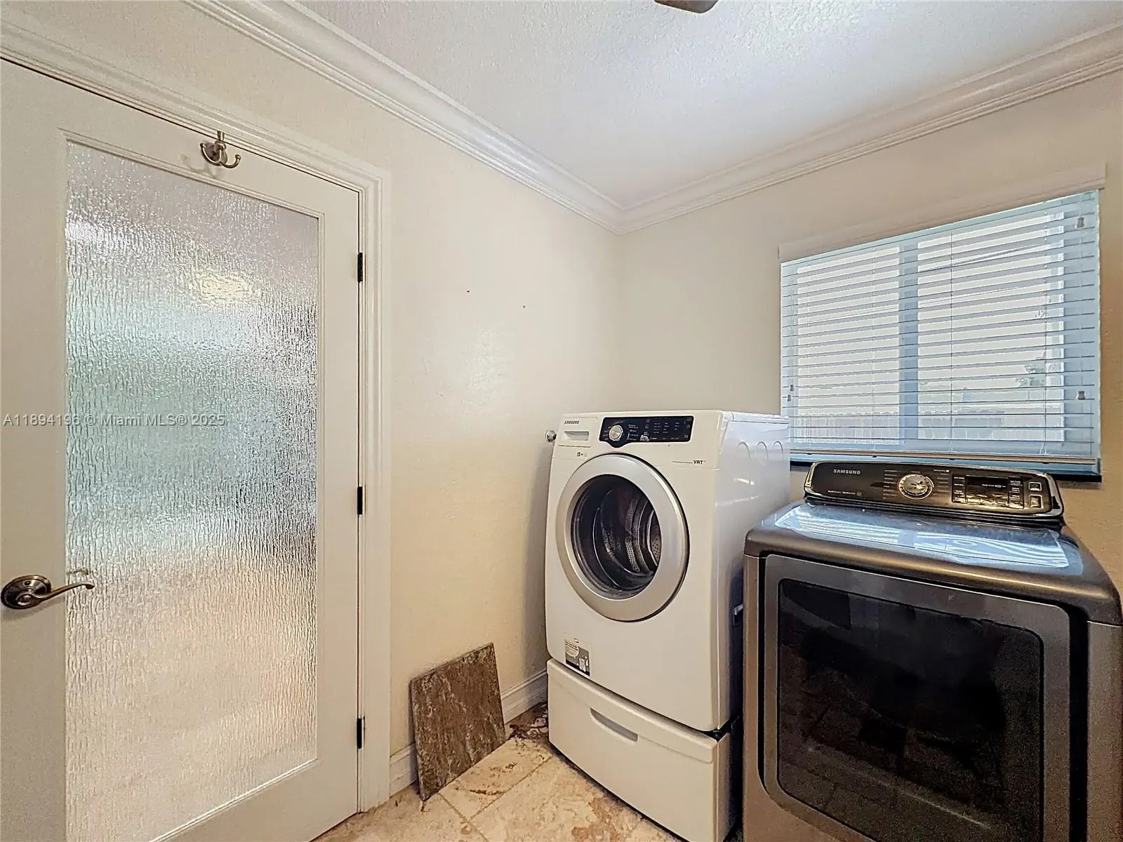 5511 NE 18th Ter