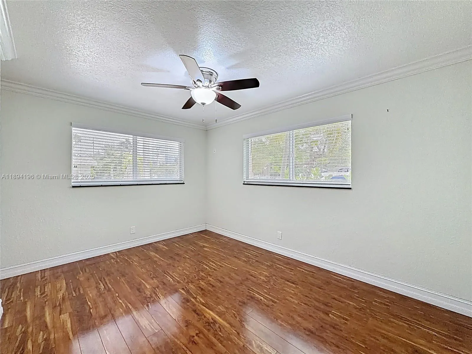 5511 NE 18th Ter