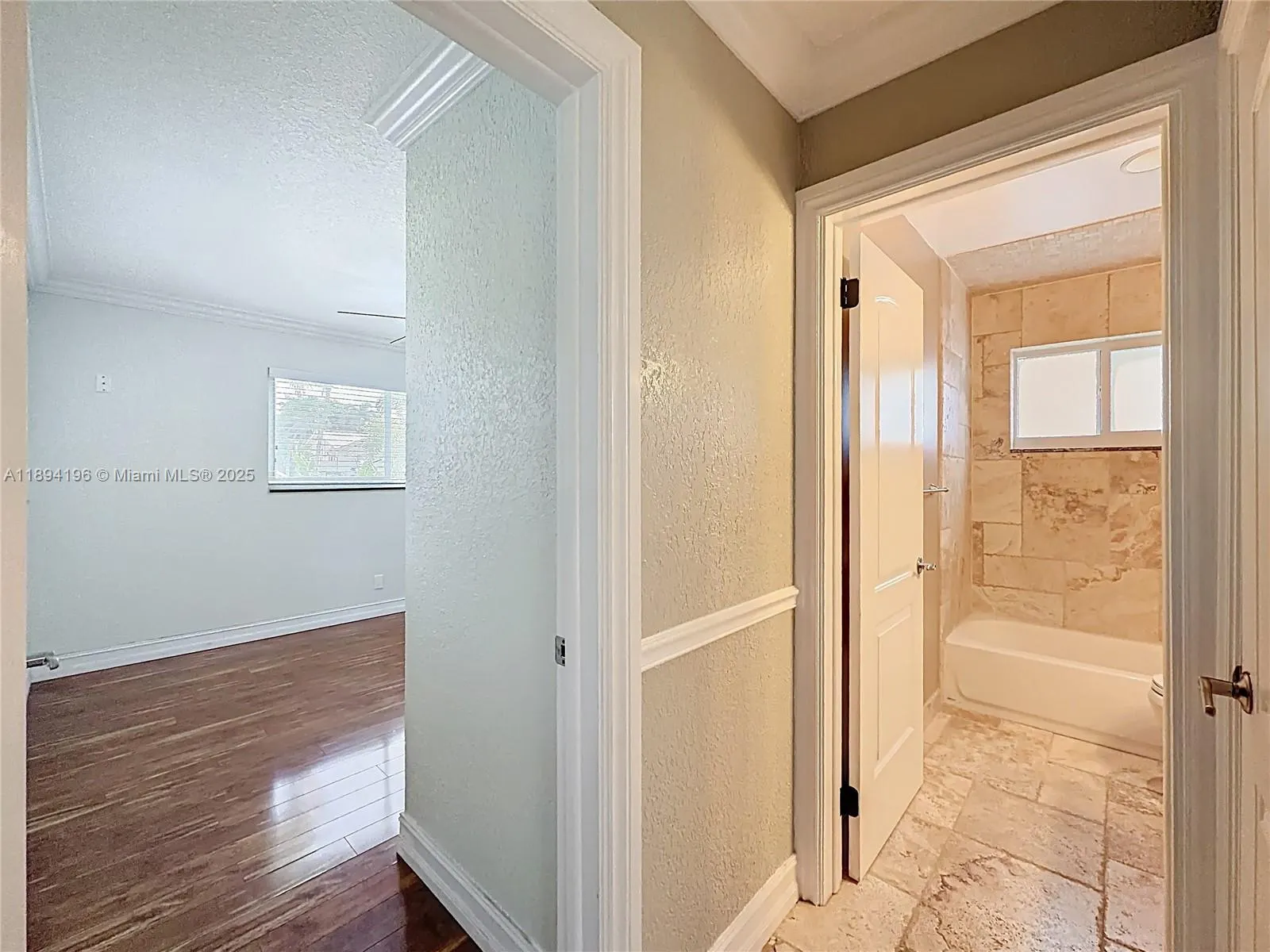 5511 NE 18th Ter