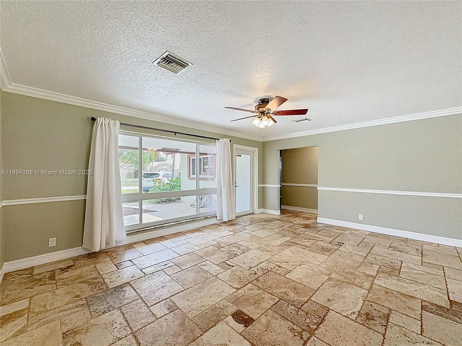 5511 NE 18th Ter