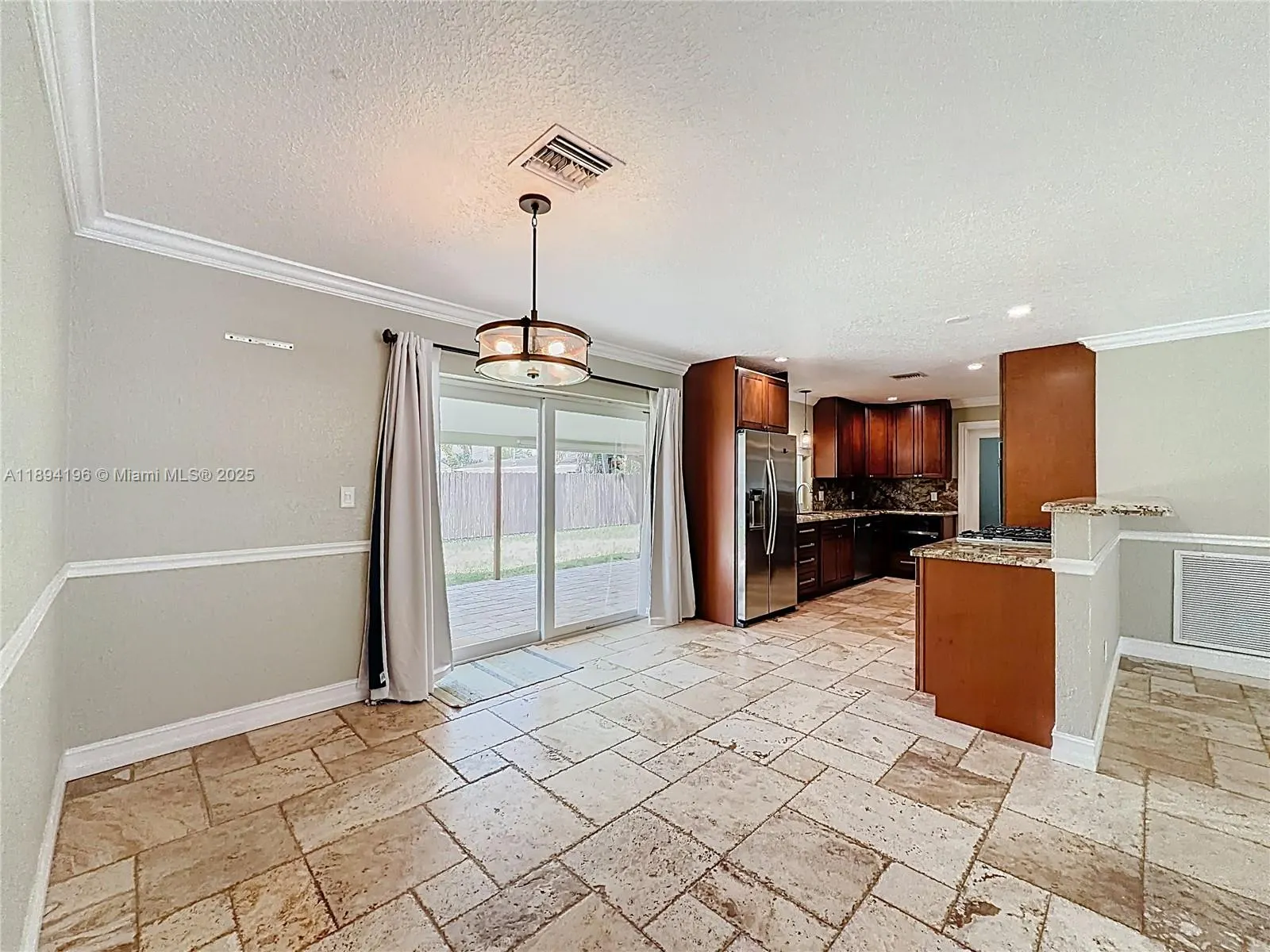 5511 NE 18th Ter