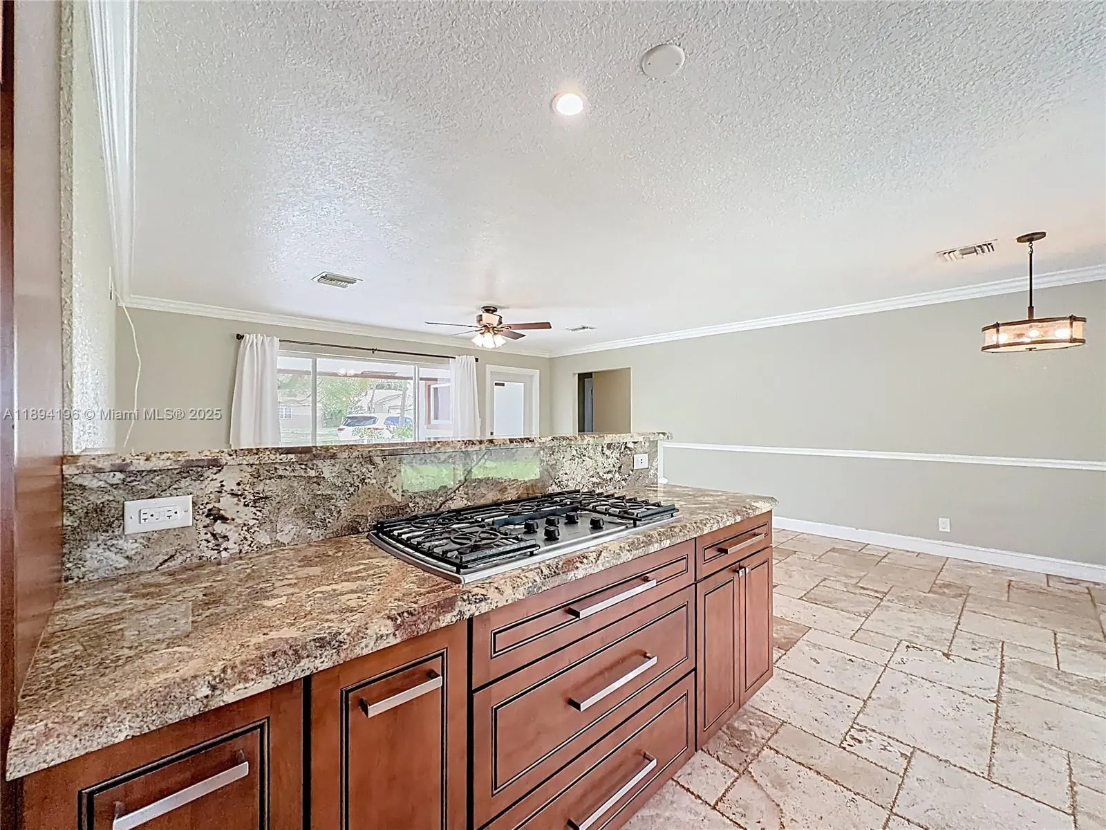 5511 NE 18th Ter