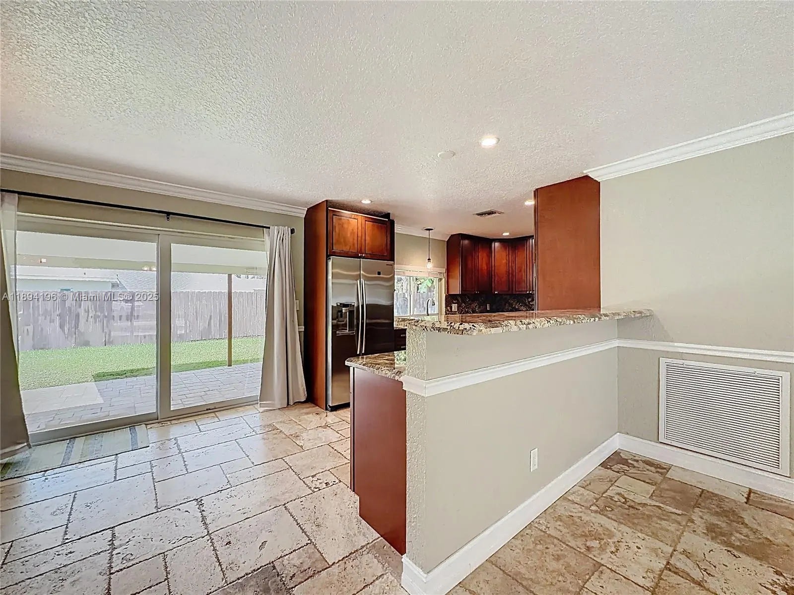 5511 NE 18th Ter