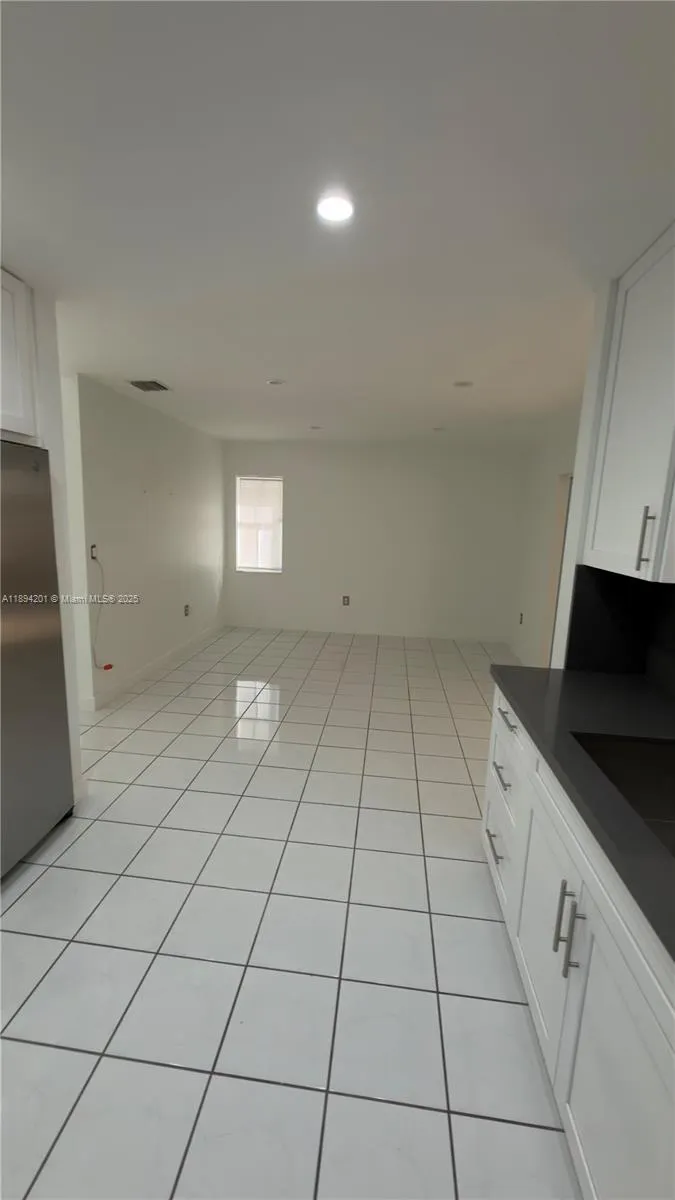 1070 NW 129th Pl