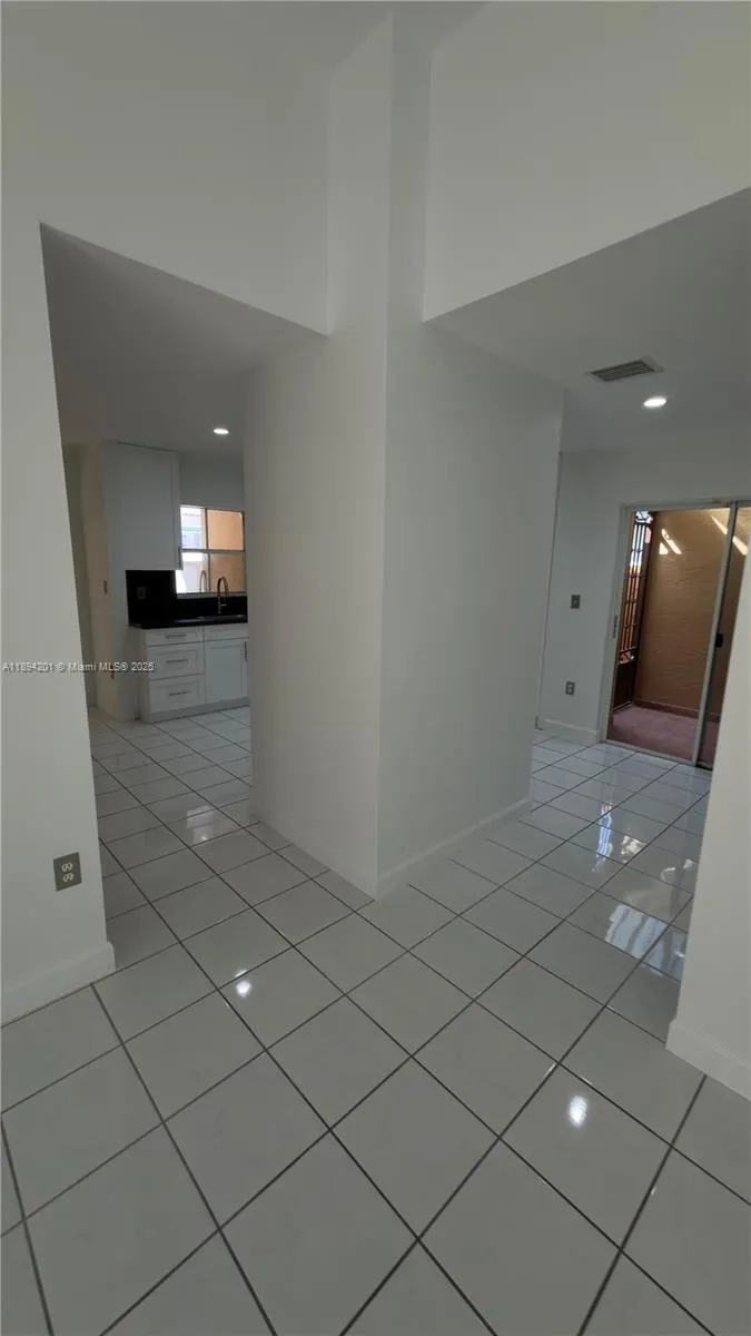 1070 NW 129th Pl