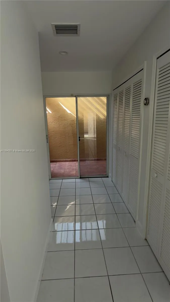 1070 NW 129th Pl