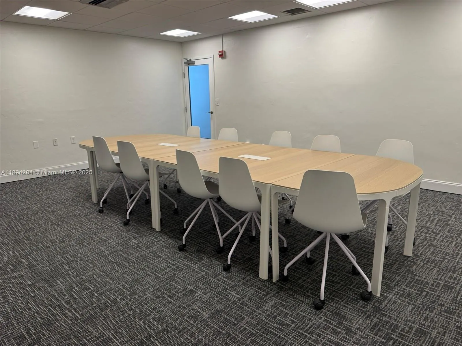 299 Alhambra Cir, #218