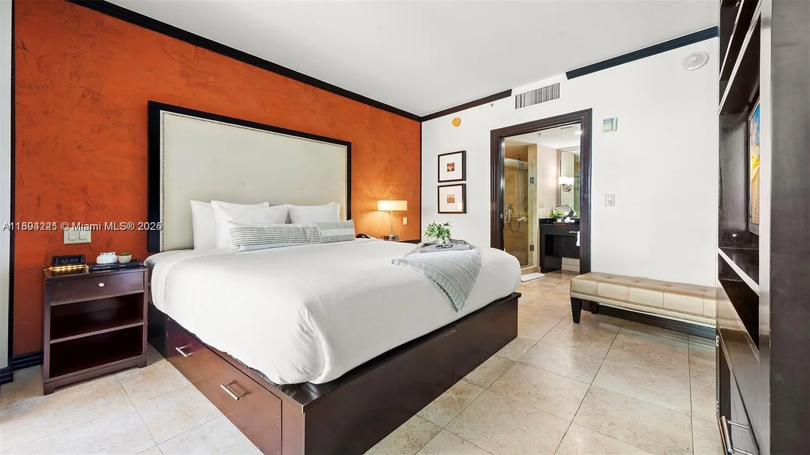 1437 Collins Ave, #327