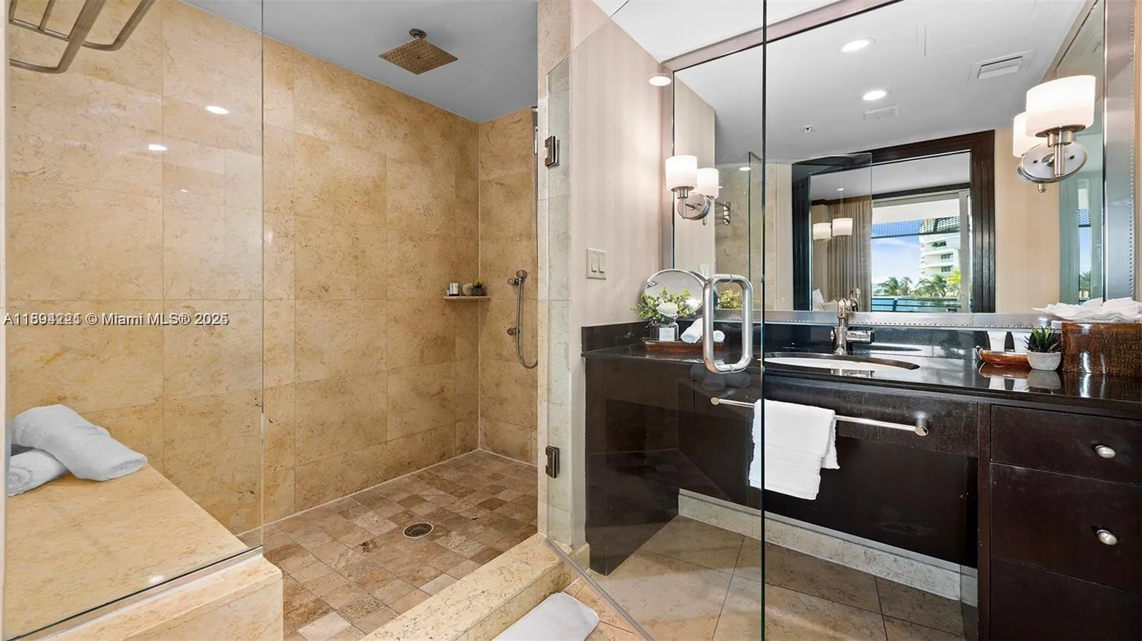 1437 Collins Ave, #327