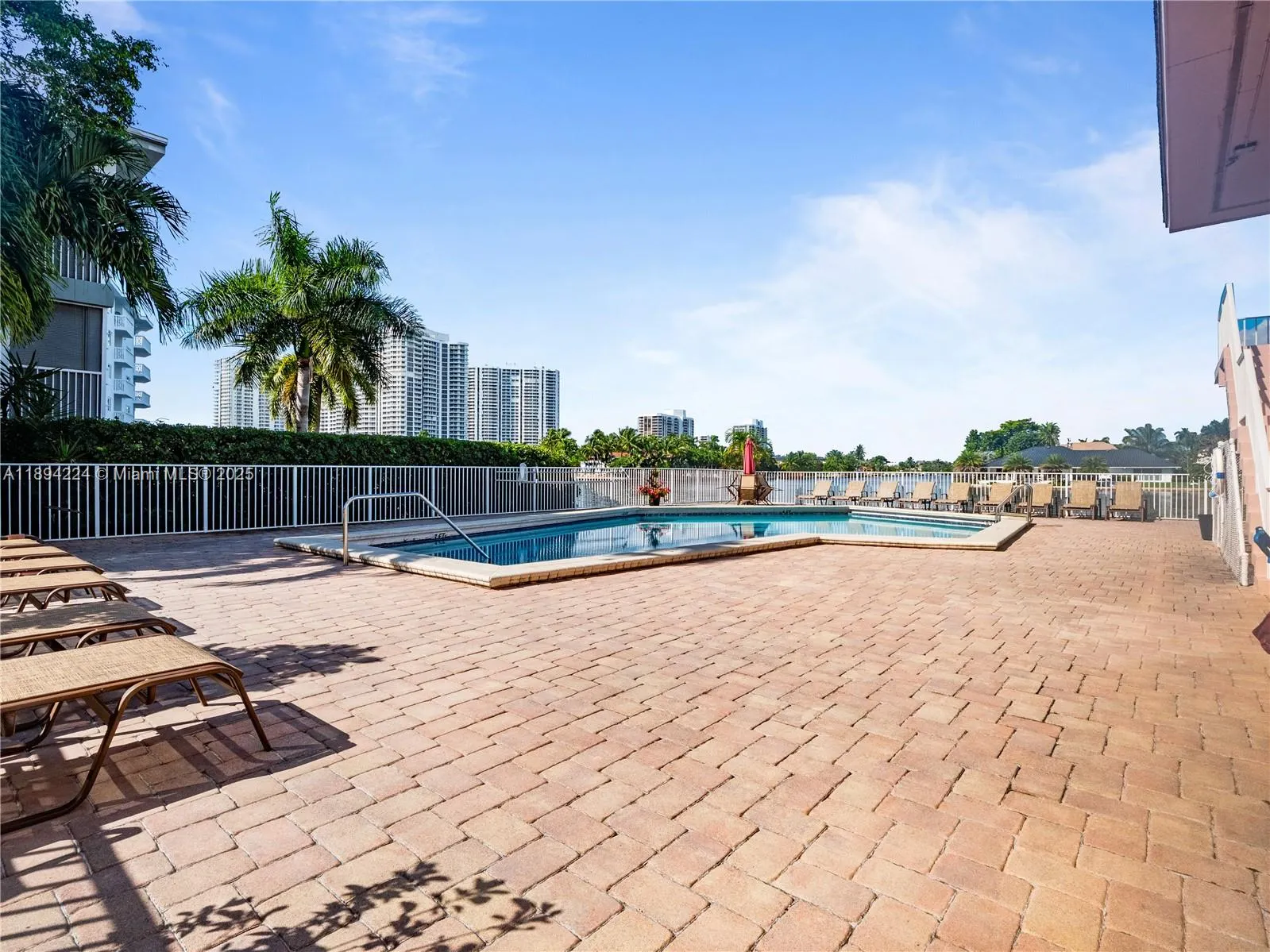 3161 S Ocean Dr, #1201
