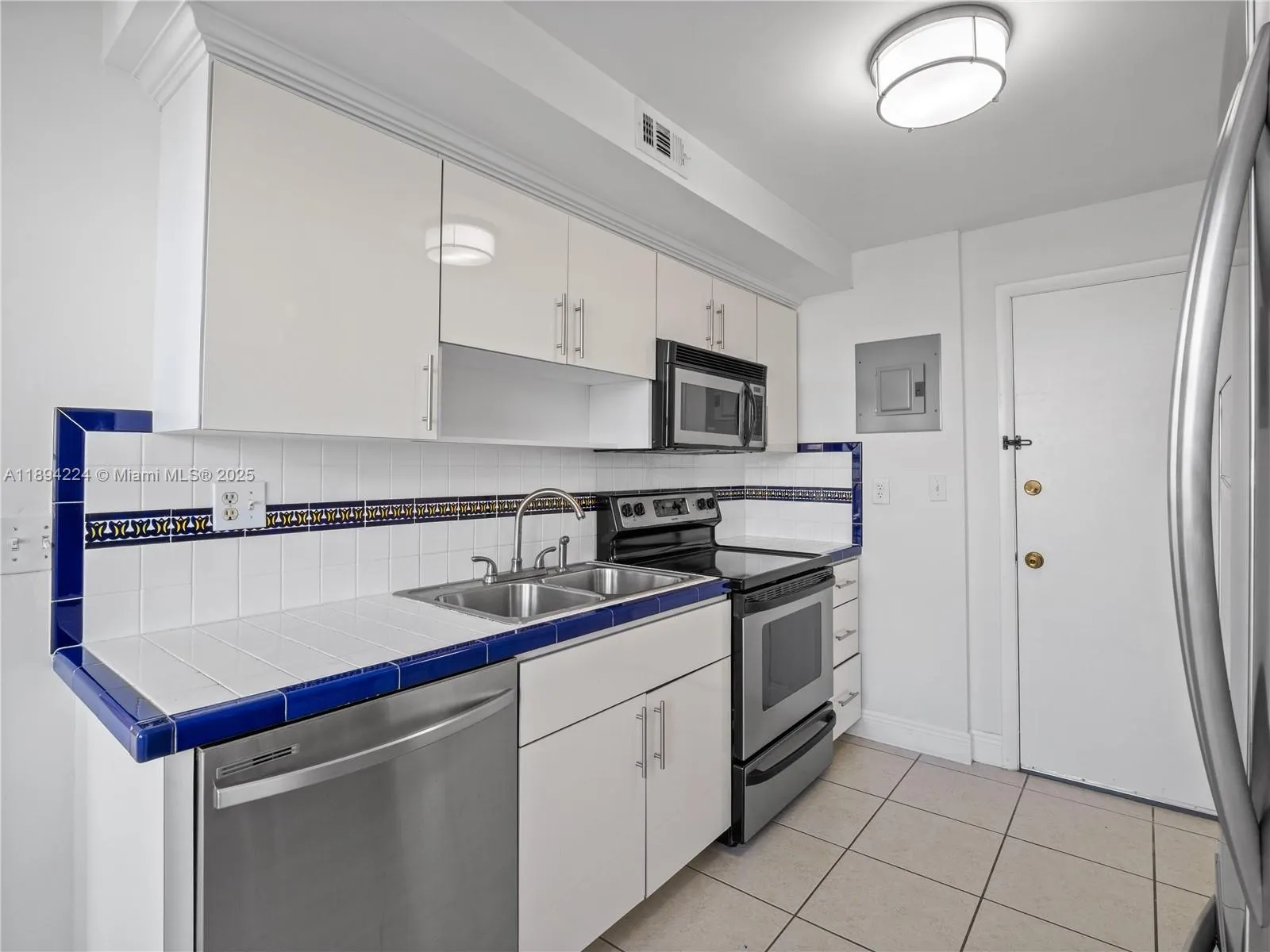 3161 S Ocean Dr, #1201