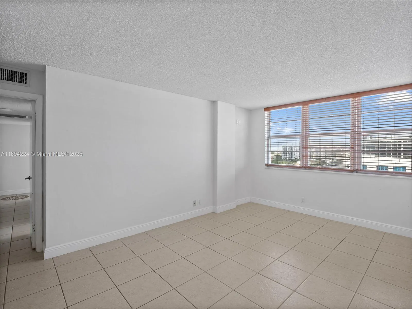 3161 S Ocean Dr, #1201