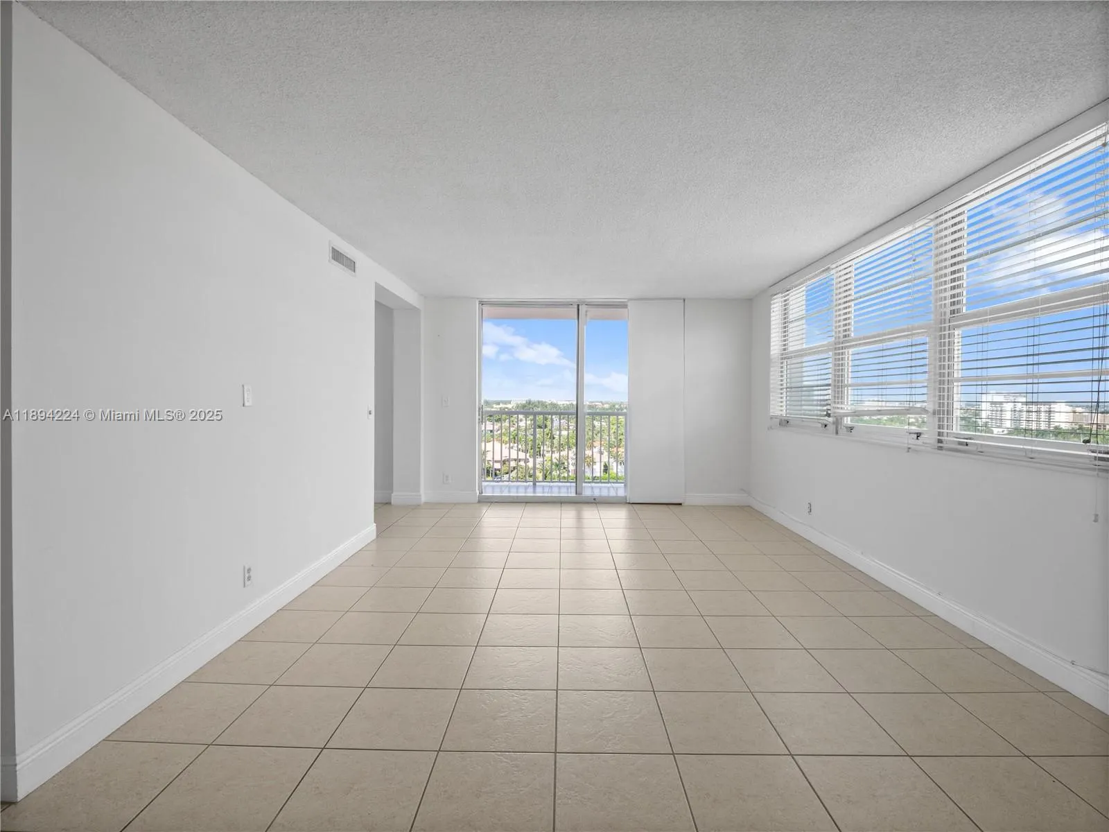 3161 S Ocean Dr, #1201