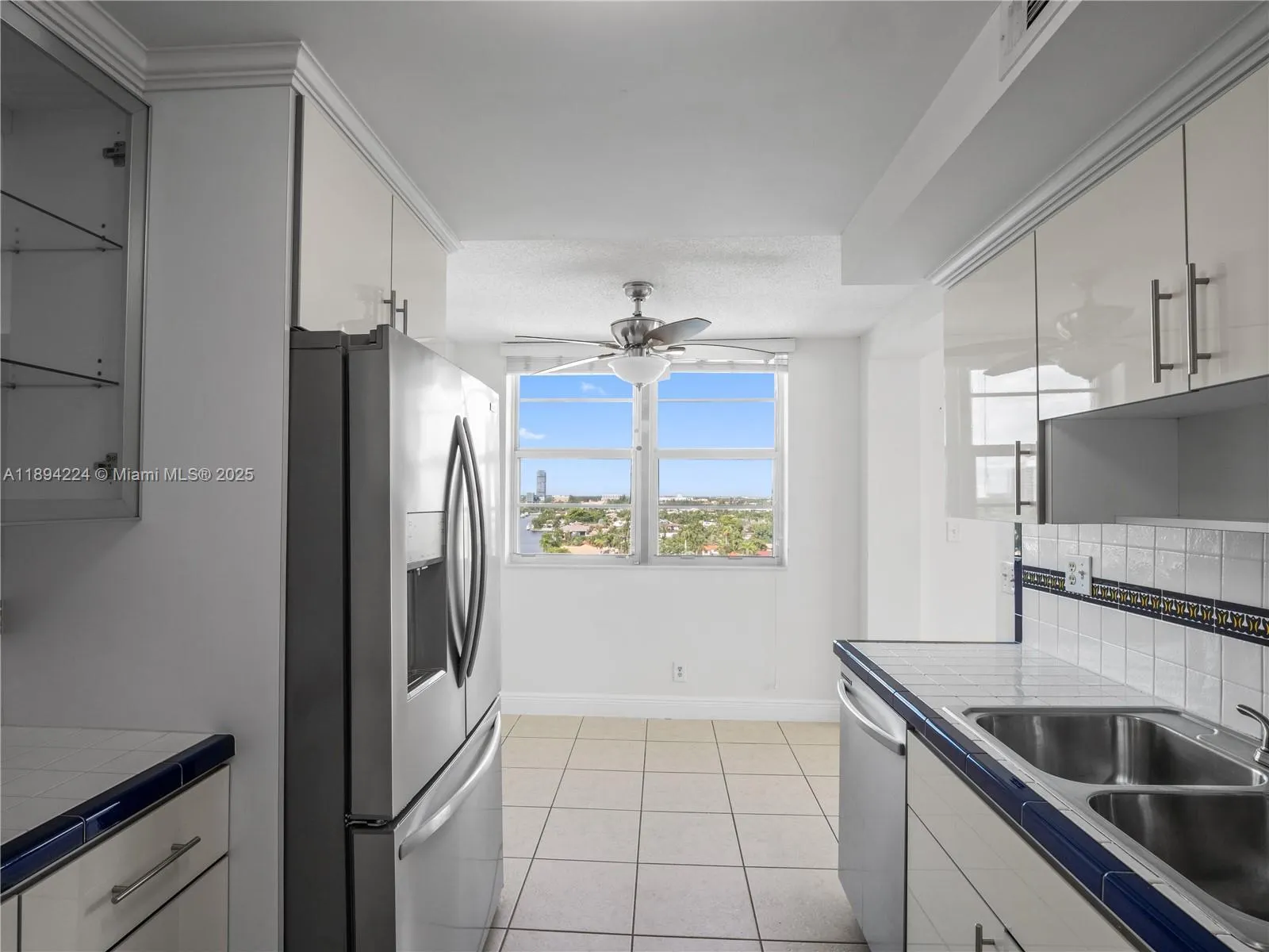 3161 S Ocean Dr, #1201