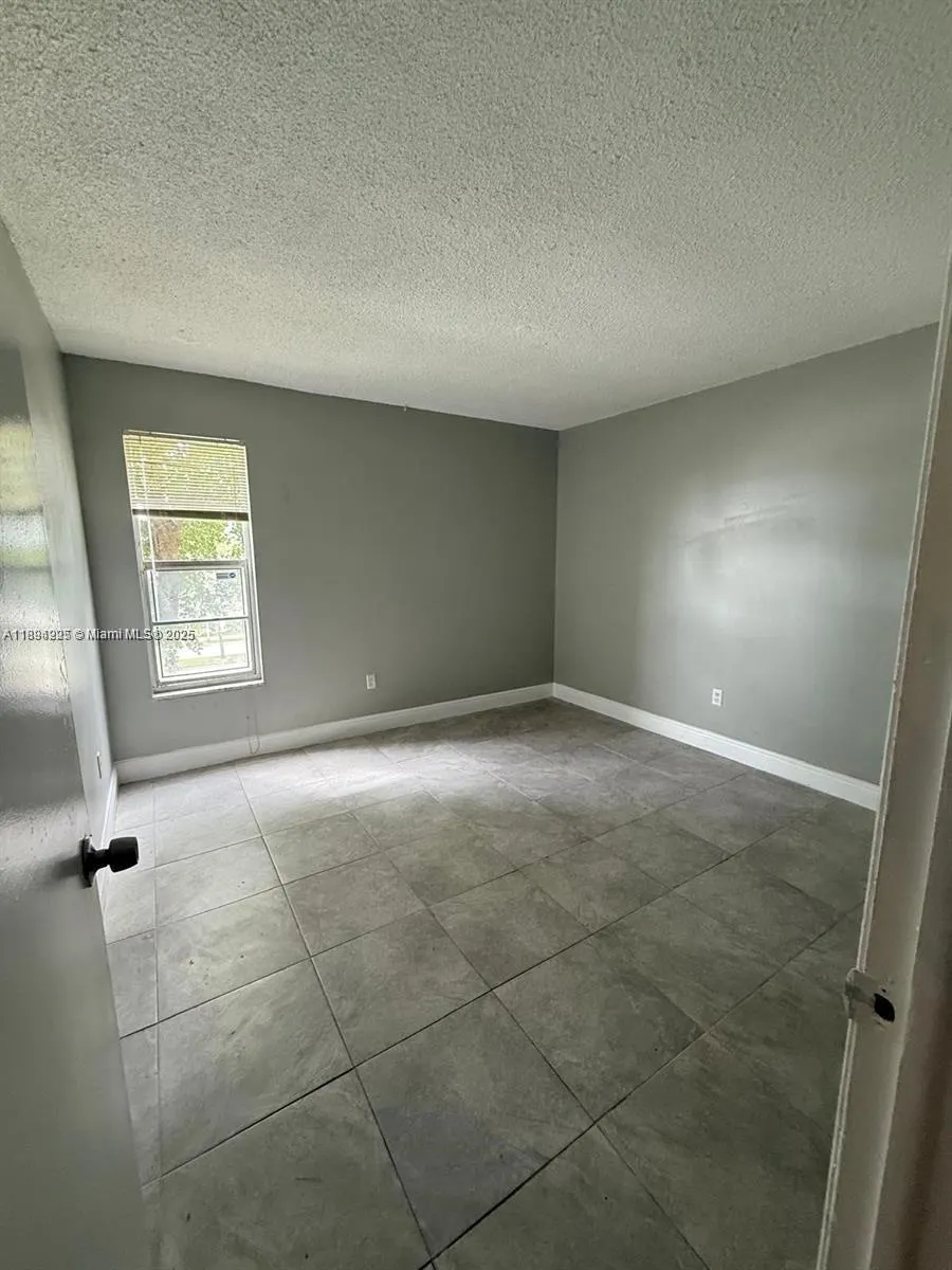 2800 NW 56th Ave, #A303