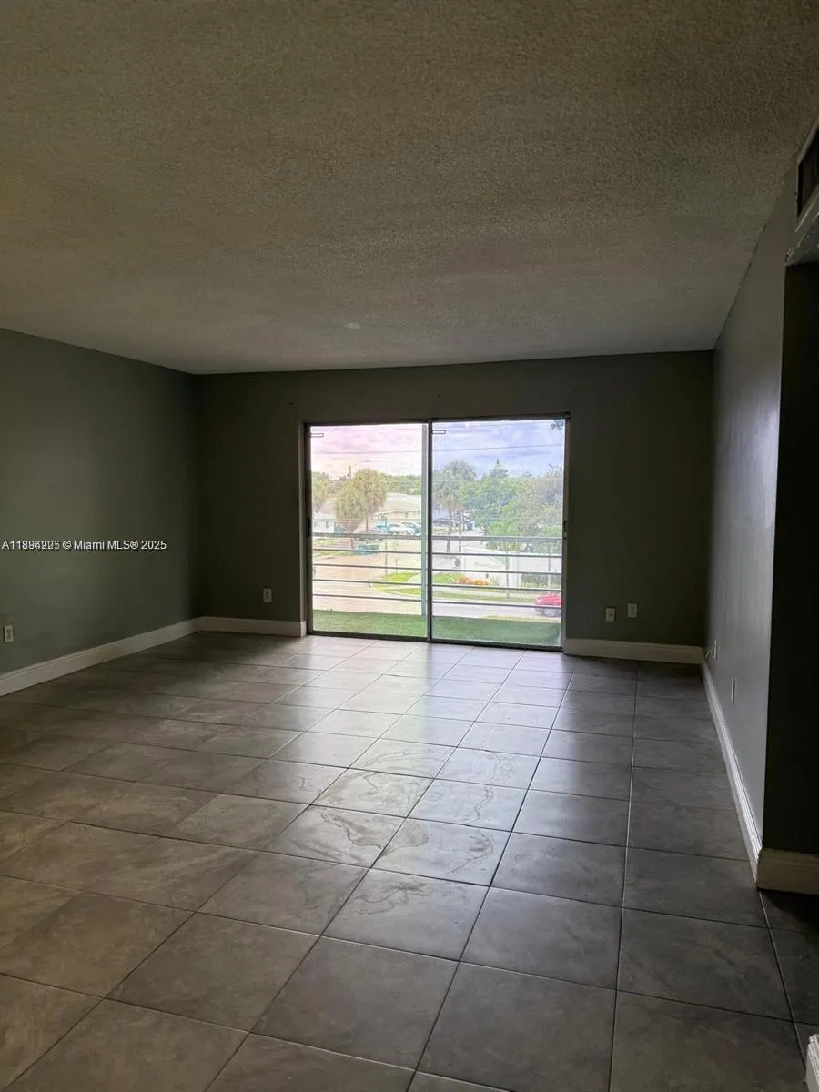 2800 NW 56th Ave, #A303
