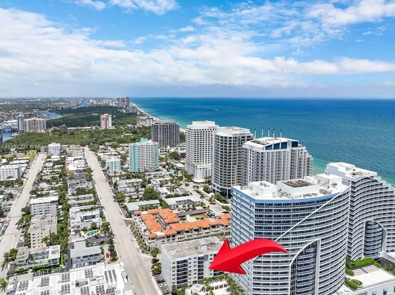 3000 Riomar St, #308