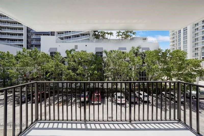 3000 Riomar St, #308