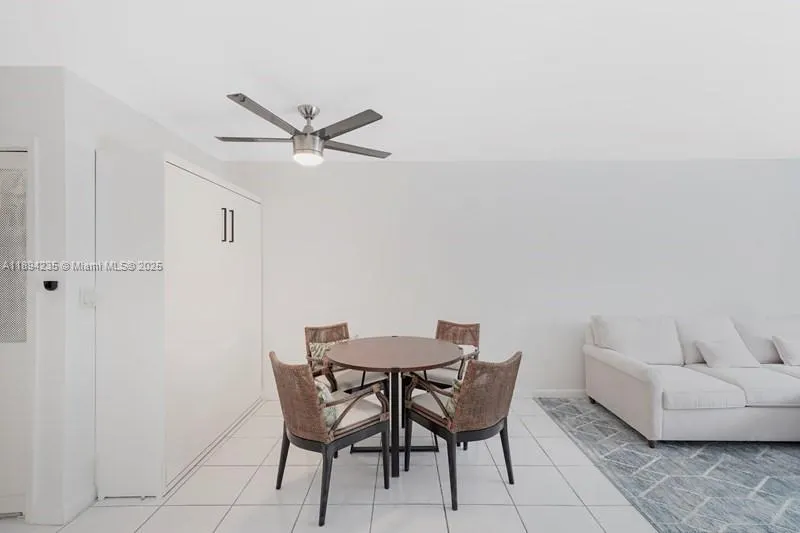 3000 Riomar St, #308