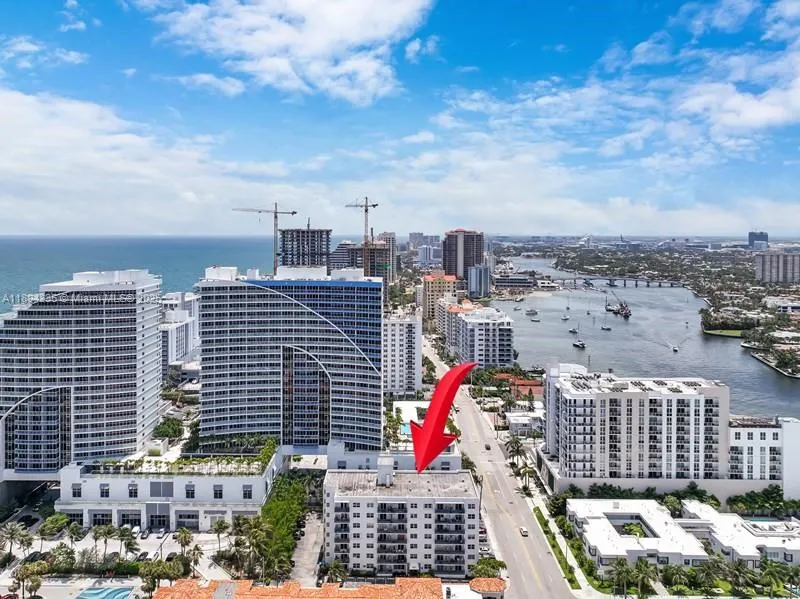 3000 Riomar St, #308