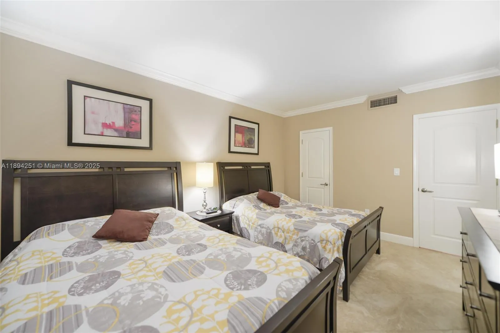1950 S Ocean Dr, #11K