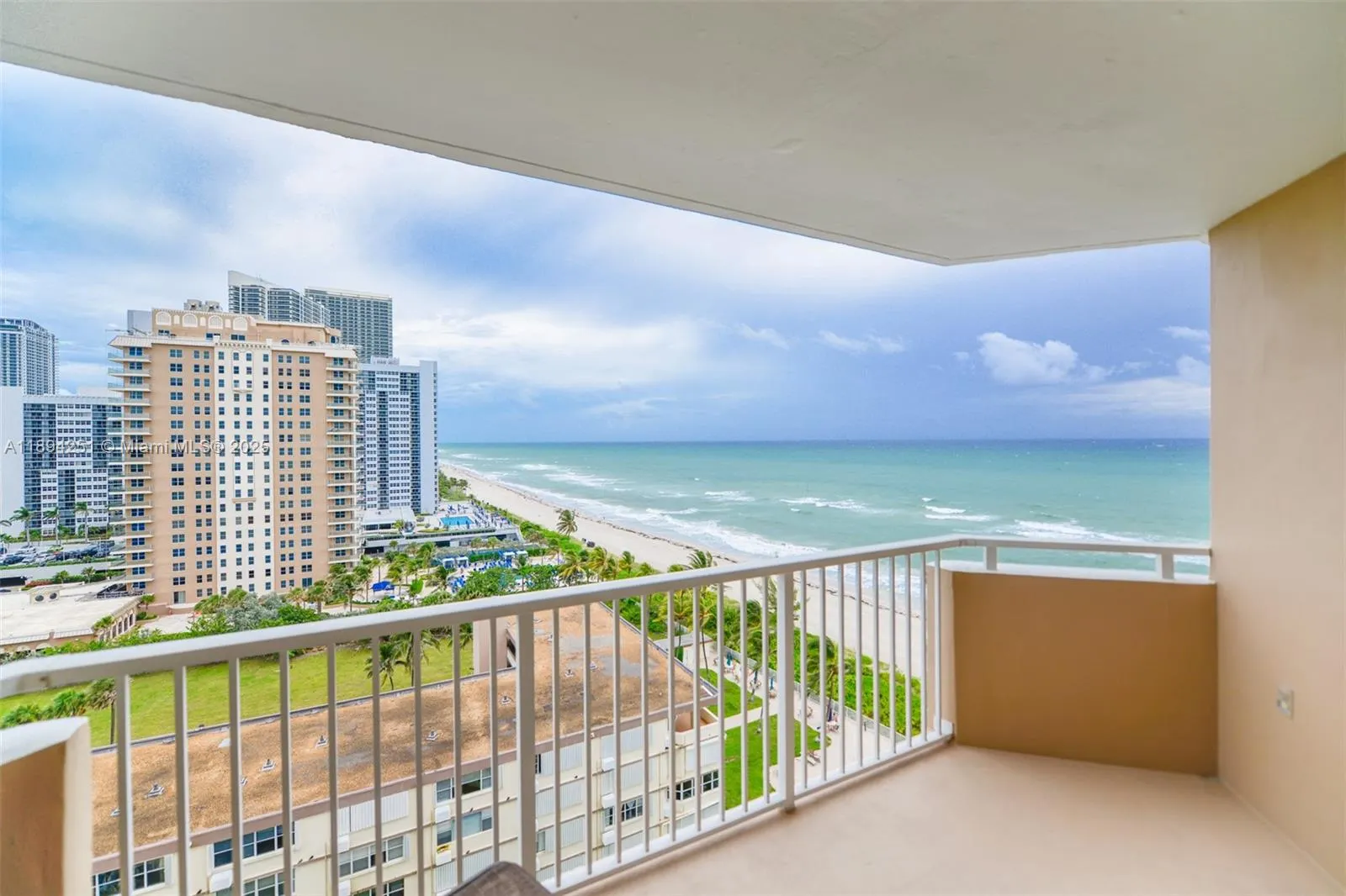 1950 S Ocean Dr, #11K