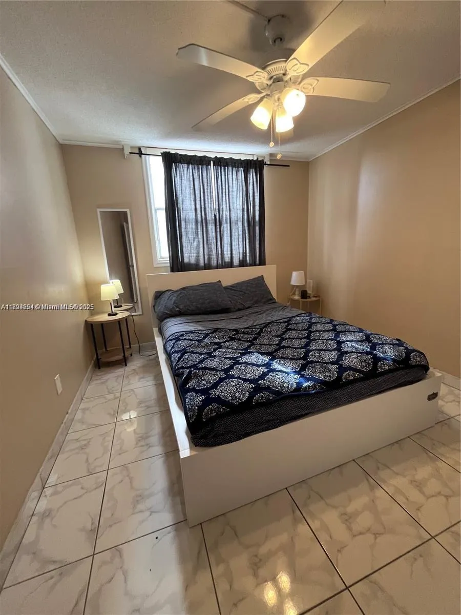 1913 S Ocean Dr, #302