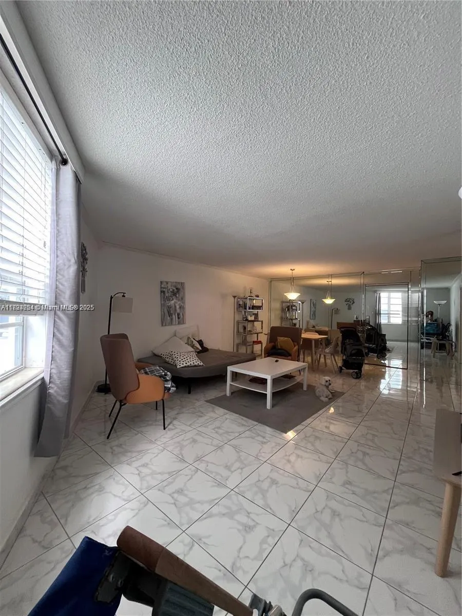 1913 S Ocean Dr, #302