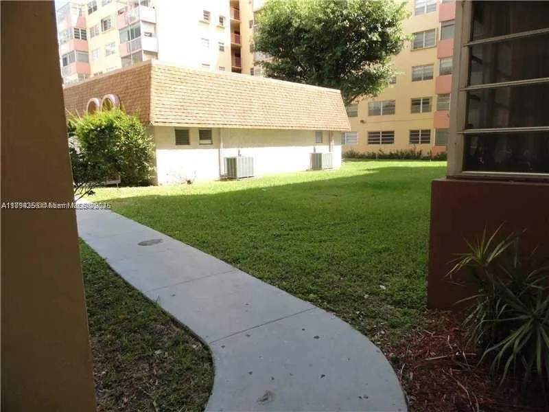16410 Miami Dr, #504