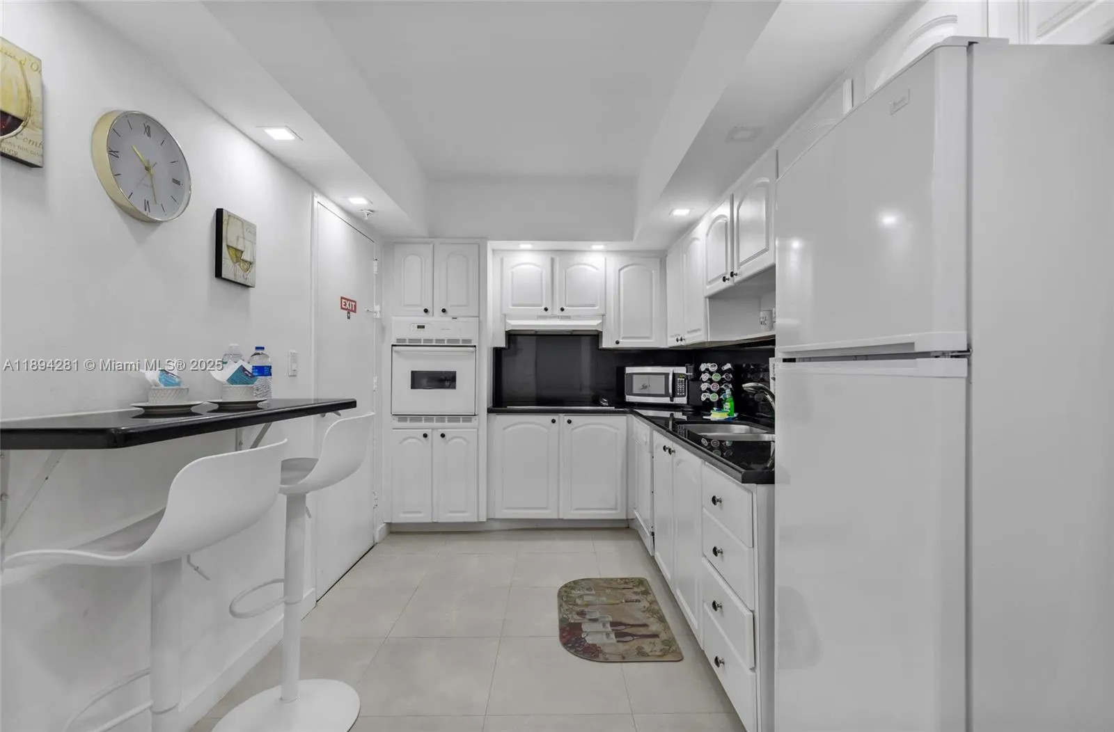 3901 S Ocean Dr, #8C