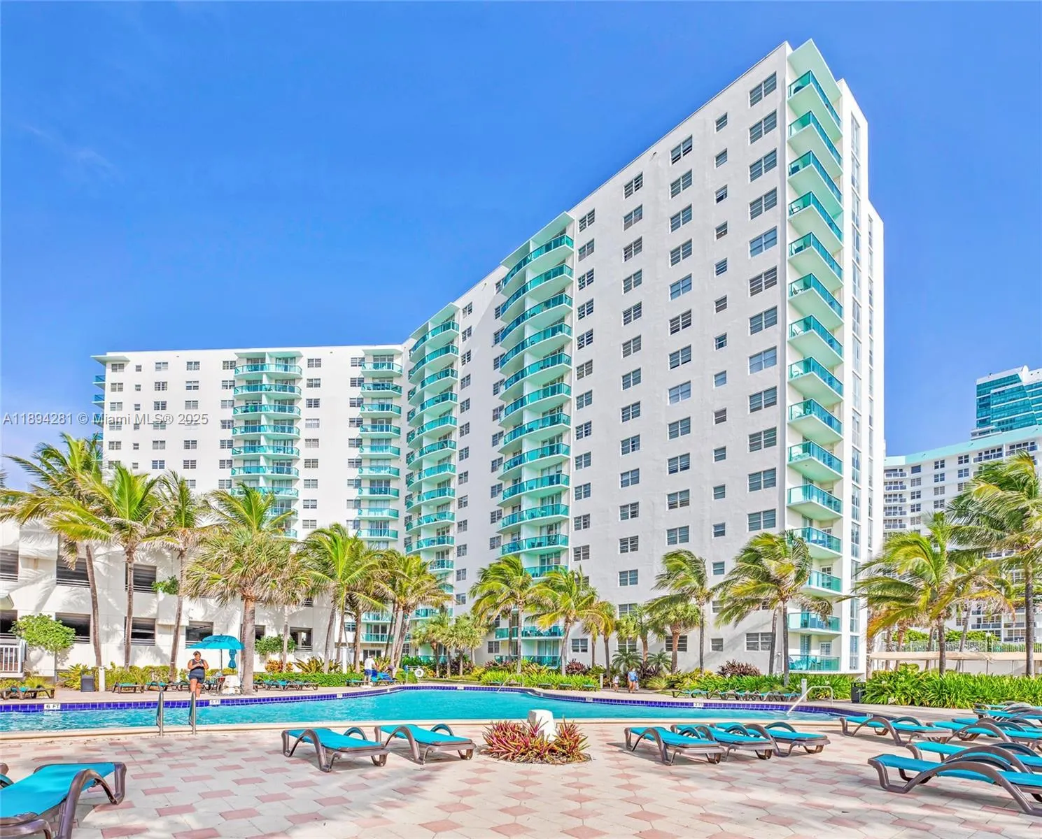 3901 S Ocean Dr, #8C