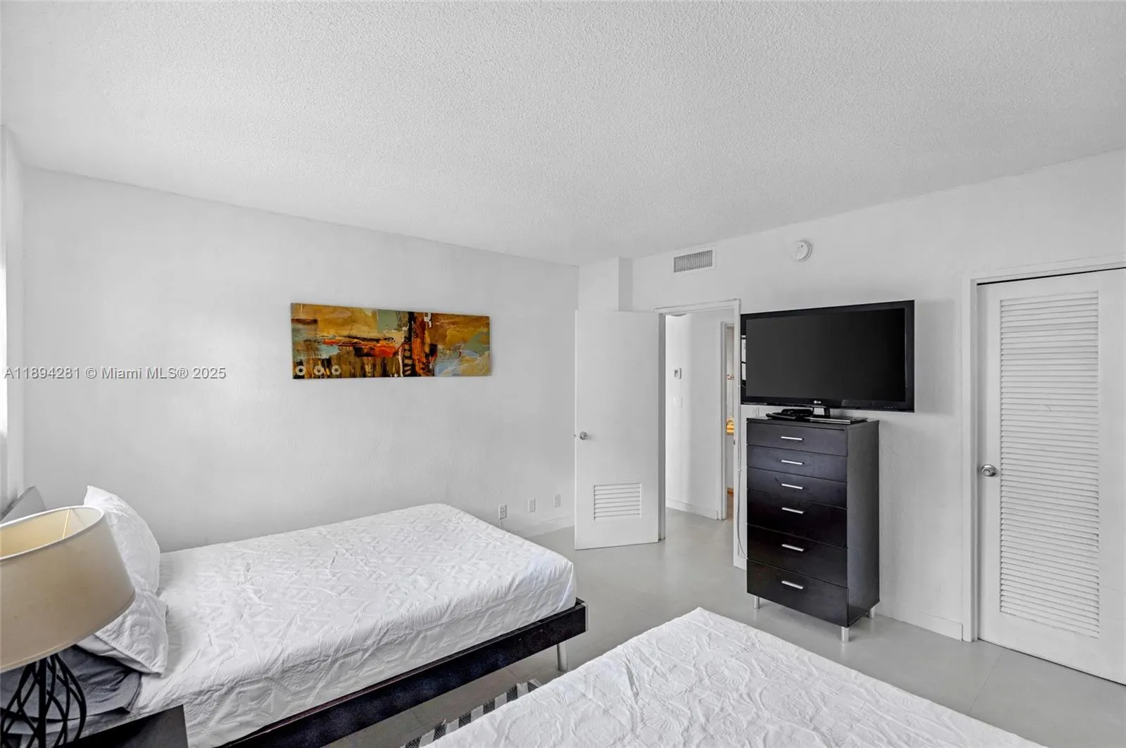 3901 S Ocean Dr, #8C
