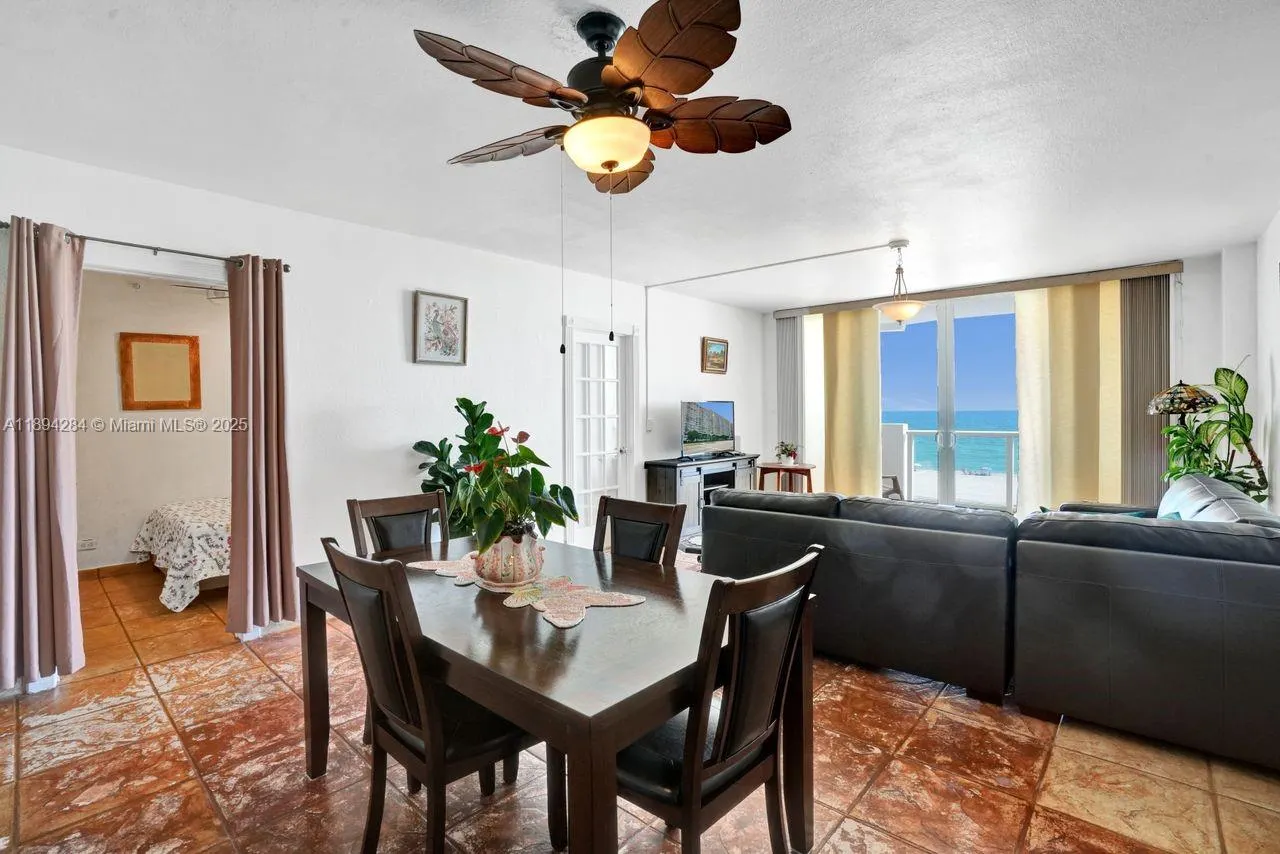 5601 Collins Ave, #504