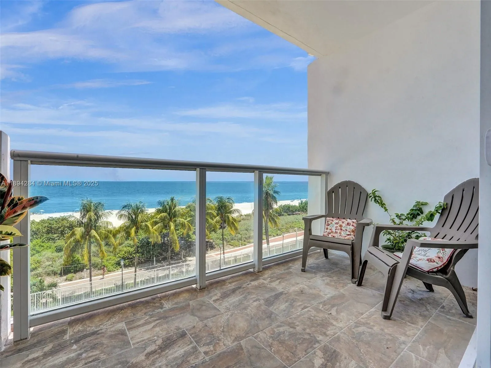 5601 Collins Ave, #504