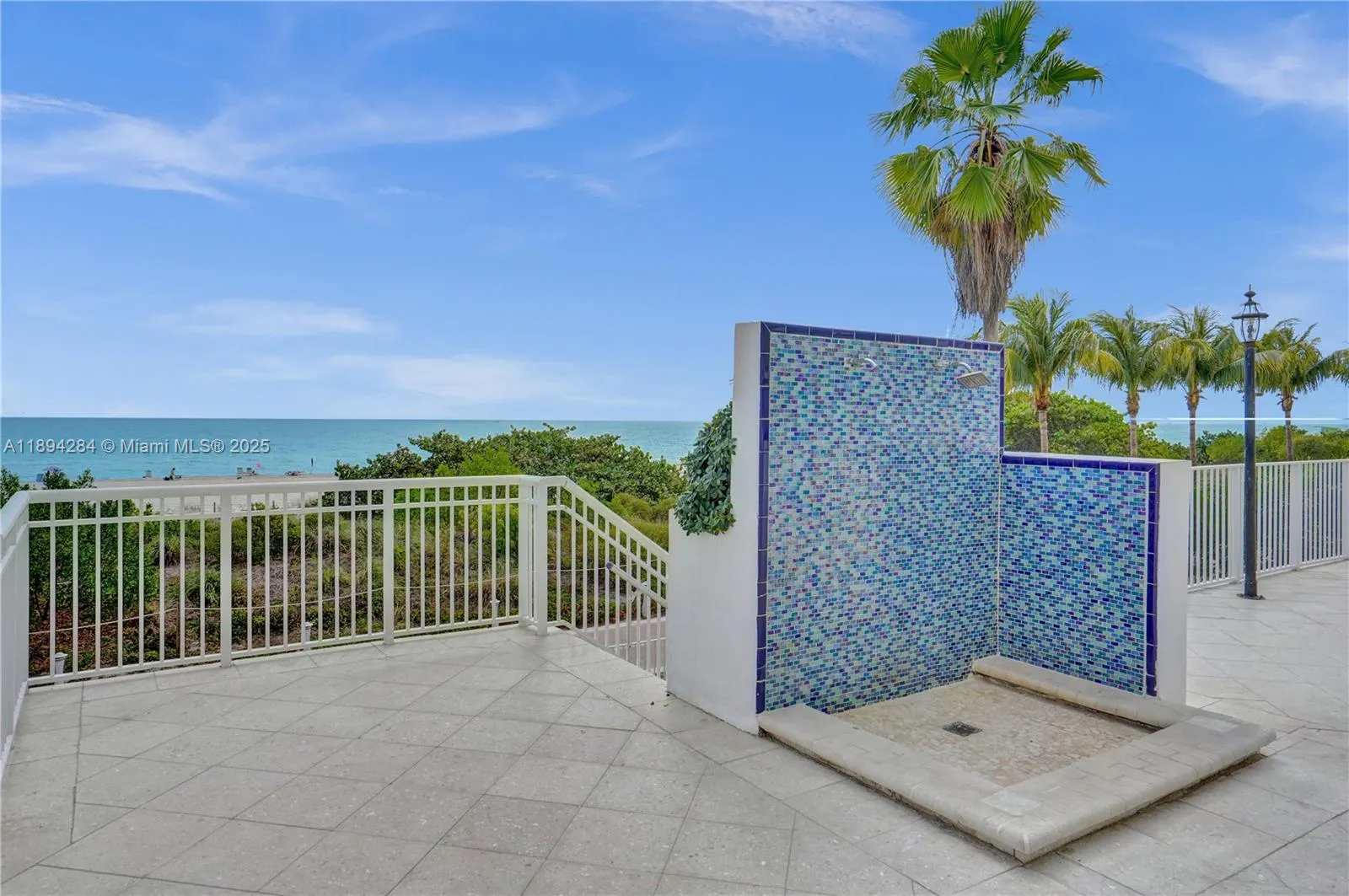 5601 Collins Ave, #504
