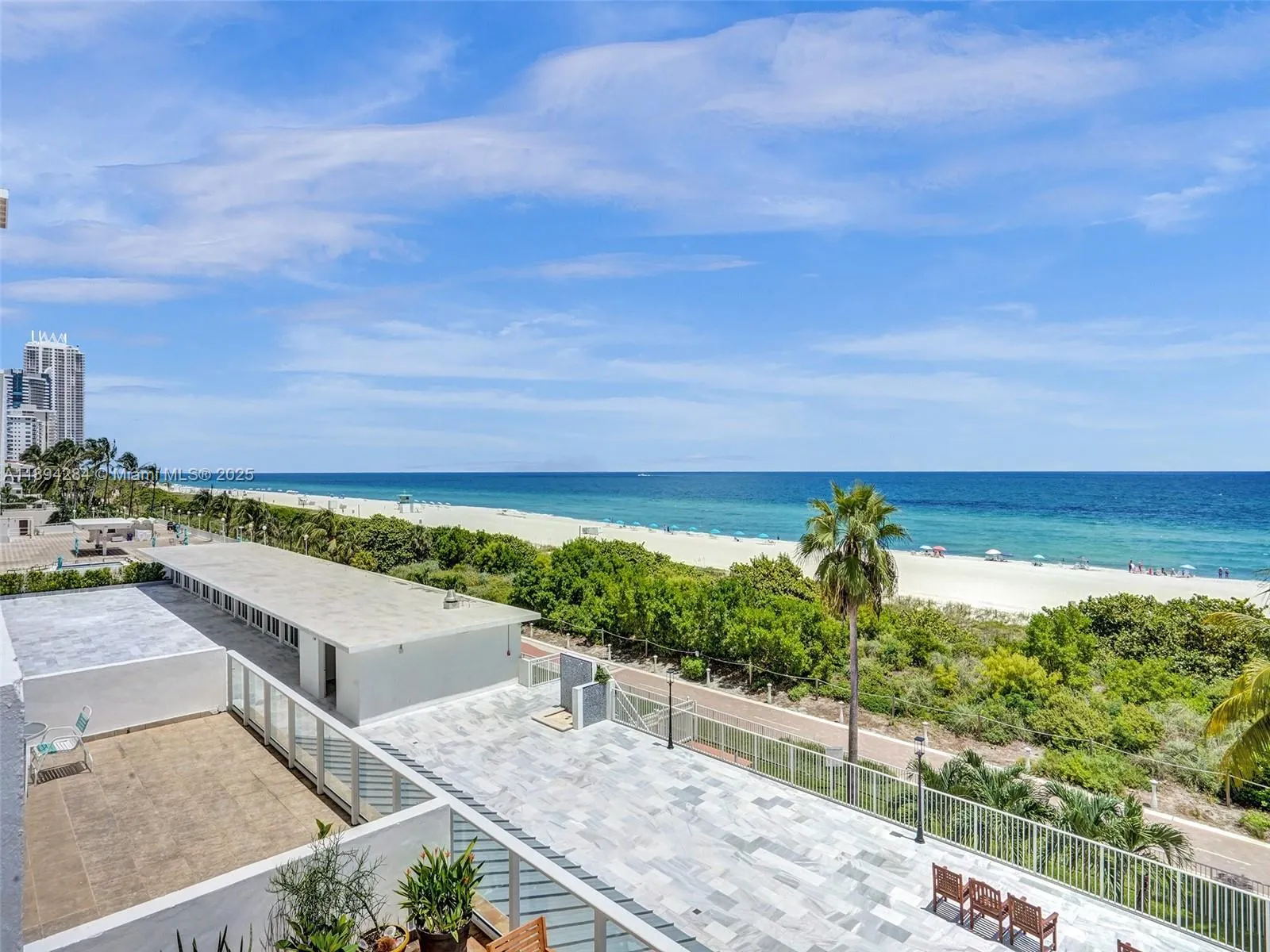 5601 Collins Ave, #504