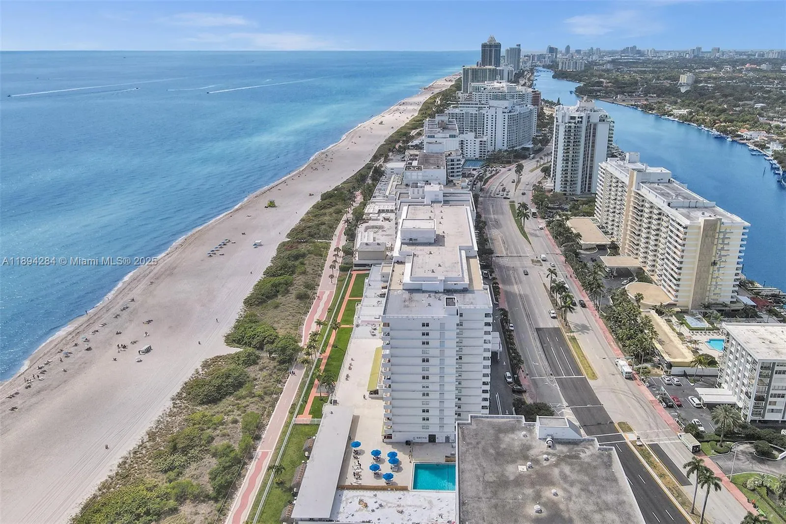 5601 Collins Ave, #504