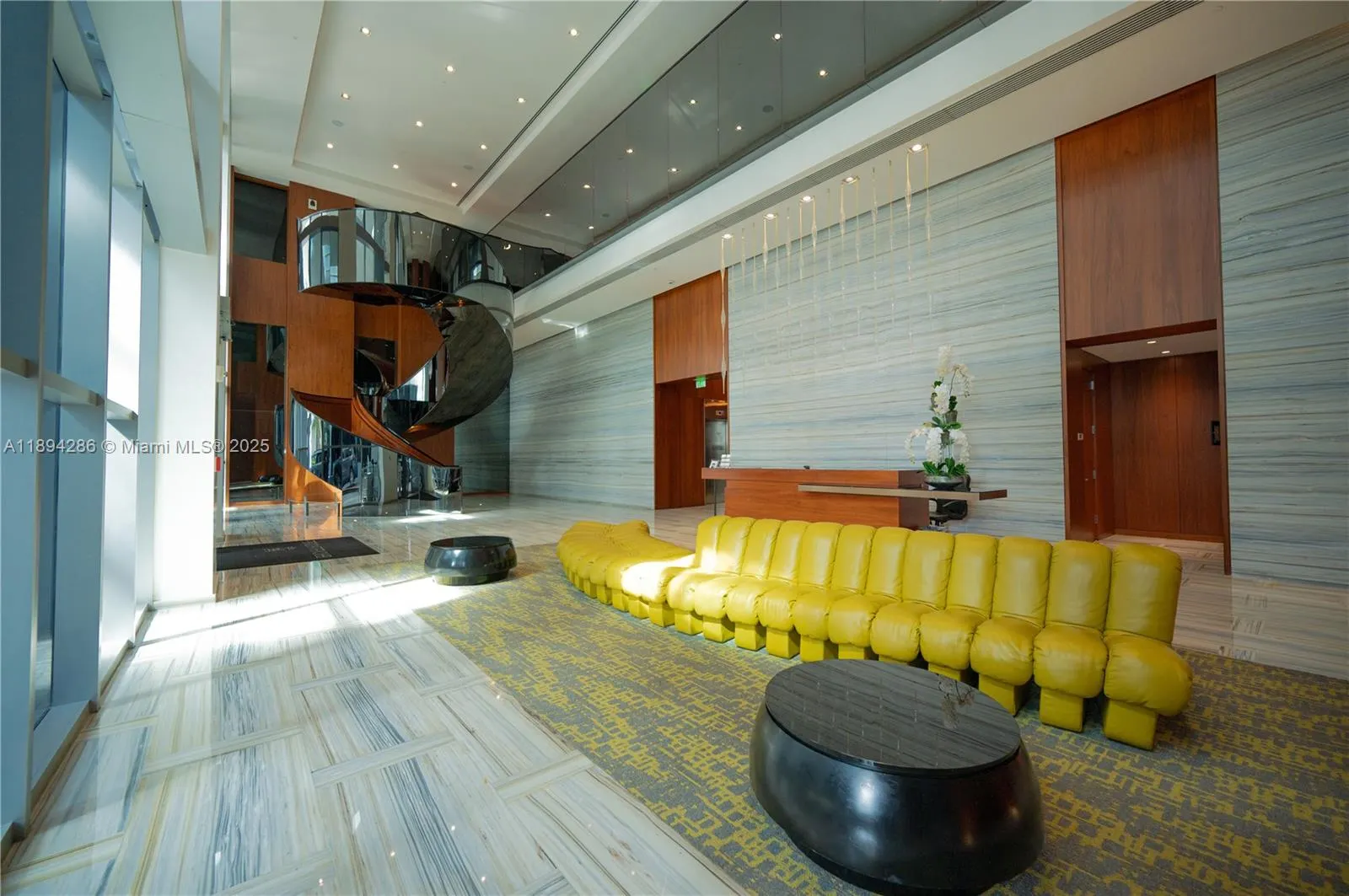 1300 Brickell Bay Dr, #1601