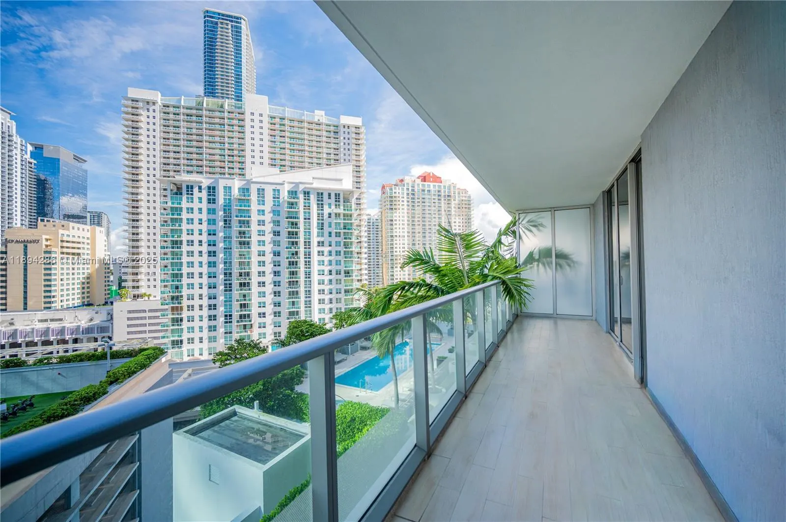 1300 Brickell Bay Dr, #1601