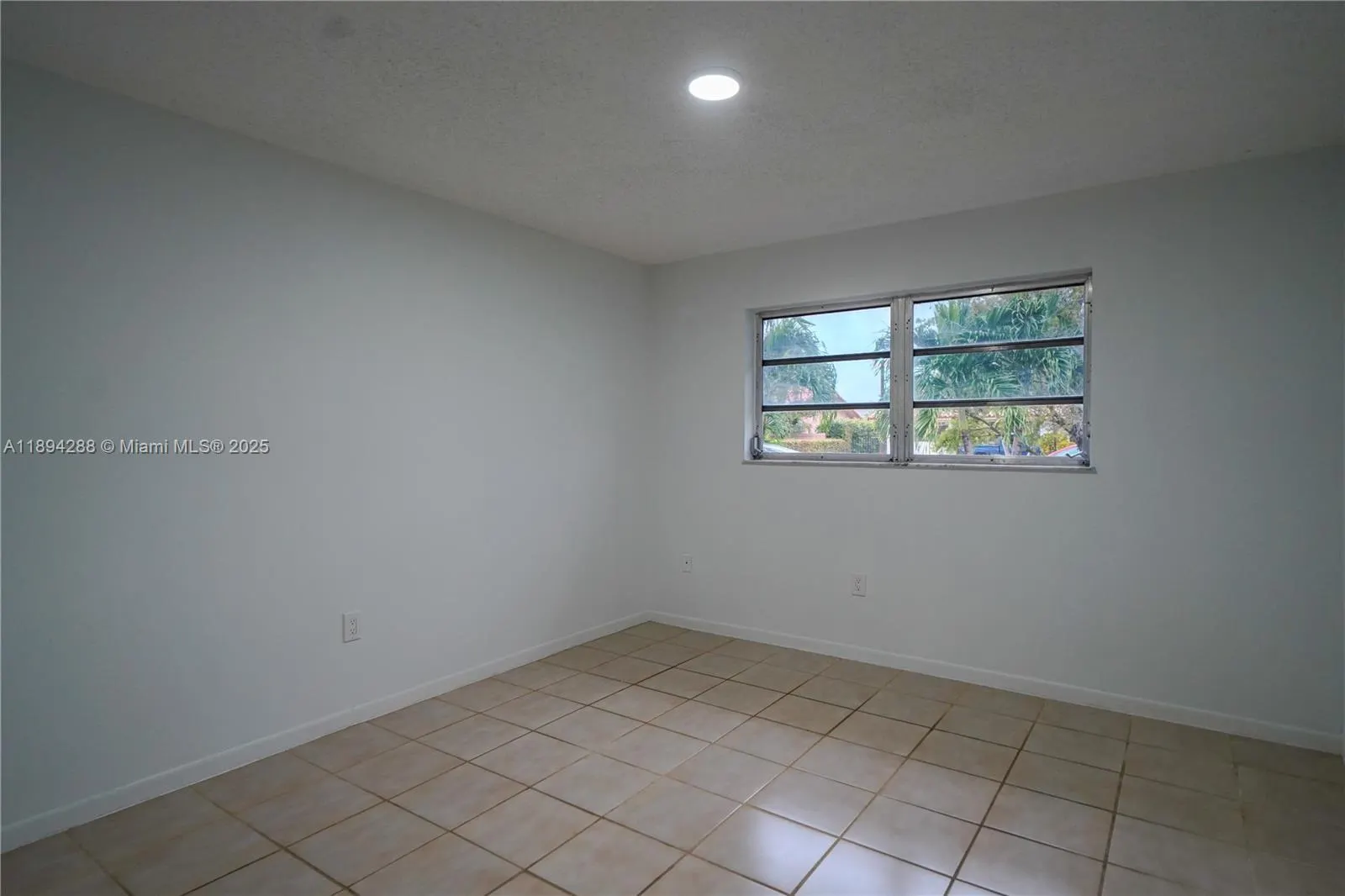 9744 SW 4th Ter
