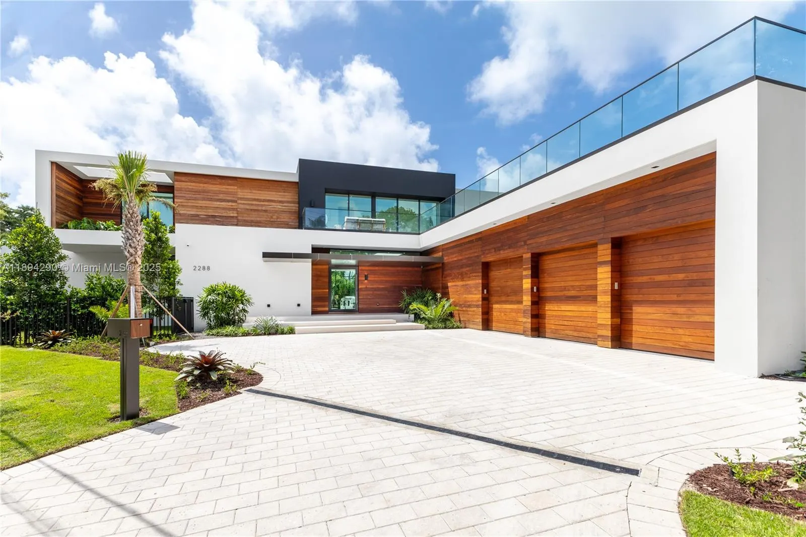2288 Sunset Dr